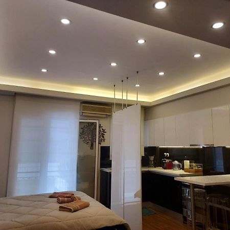 アテネAcropolis Metro Station Flat 2アパートメント エクステリア 写真