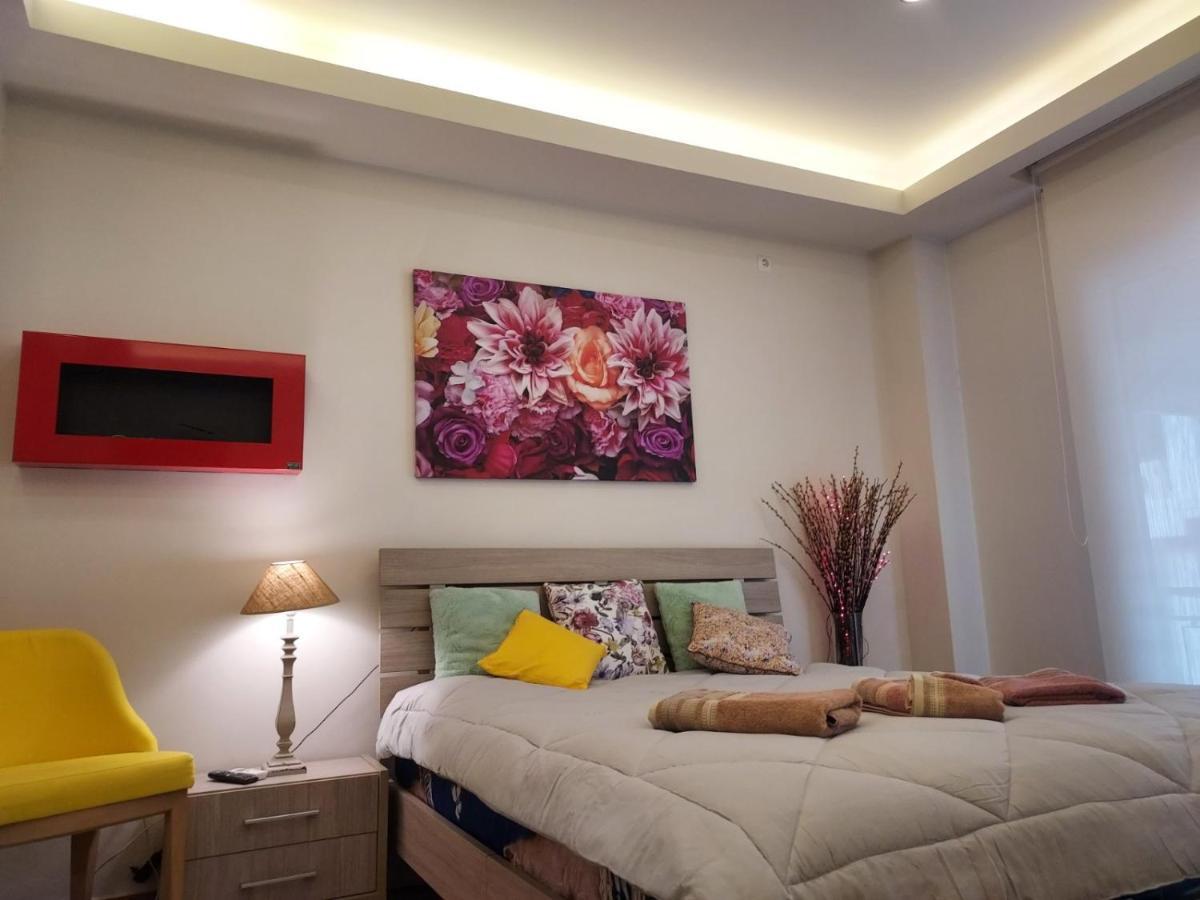 アテネAcropolis Metro Station Flat 2アパートメント エクステリア 写真